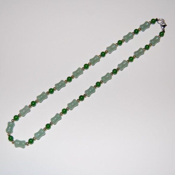 Jade Necklace,Light Green and Dark Green Jade Beads - Picture 3 of 3